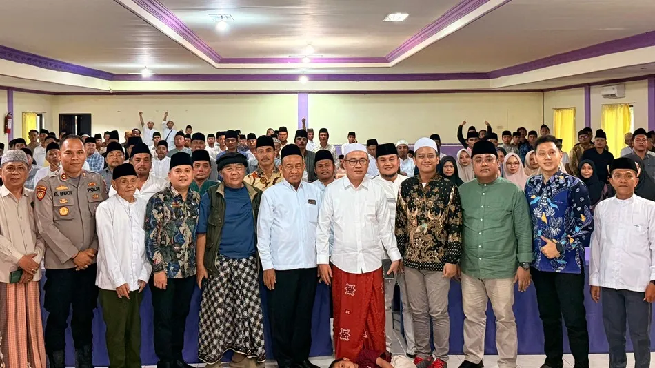 REFLEKSIS HARI SANTRI NASIONAL KE 2025IKATAN ALUMNI PP. NAZHATUT THULLAB (IKAPPNAZ) (Ilustrasi)